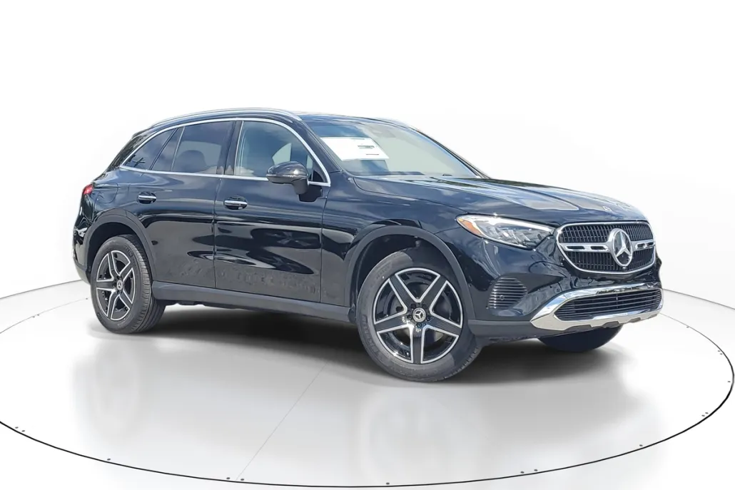 2026 Mercedes Benz GLC 300 4MATIC photo 1