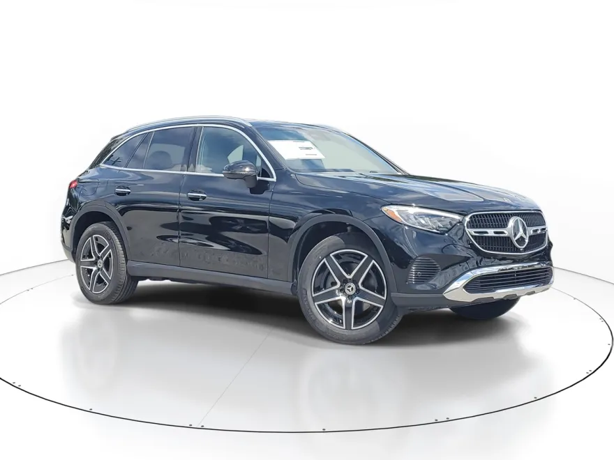2026 Mercedes Benz GLC 300 4MATIC photo 1