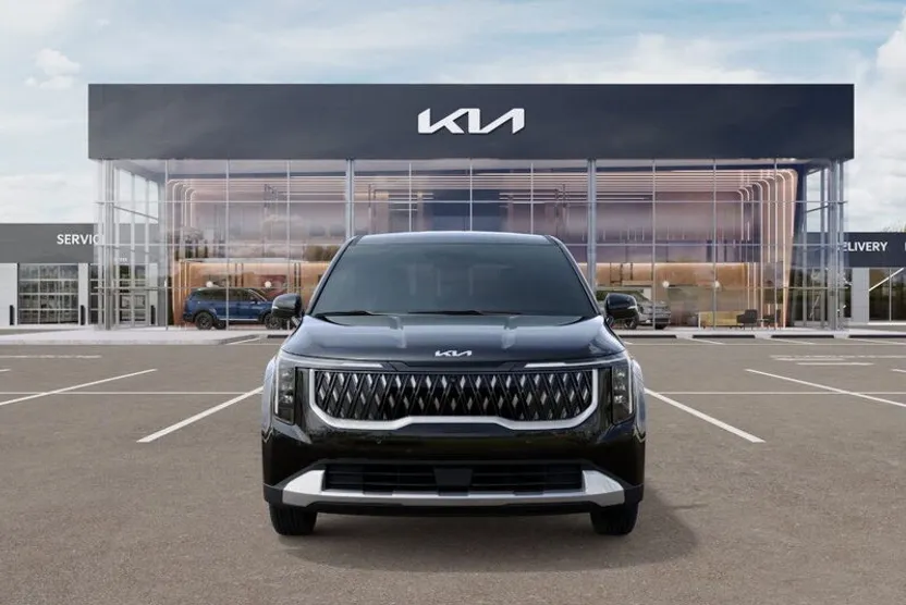 2026 Kia Carnival LXS photo 1