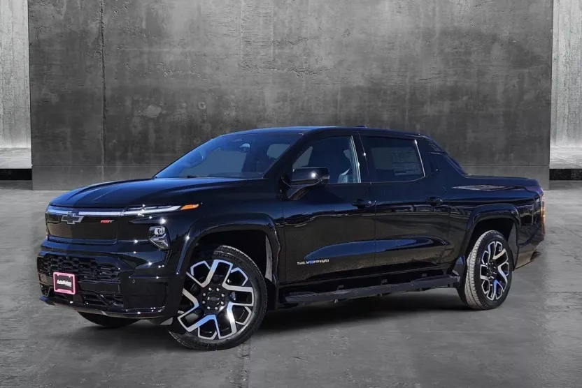2024 Chevrolet Silverado EV RST photo 1