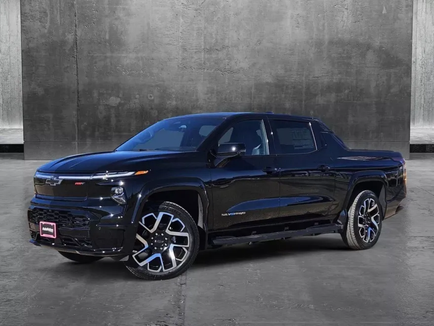 2024 Chevrolet Silverado EV RST photo 1