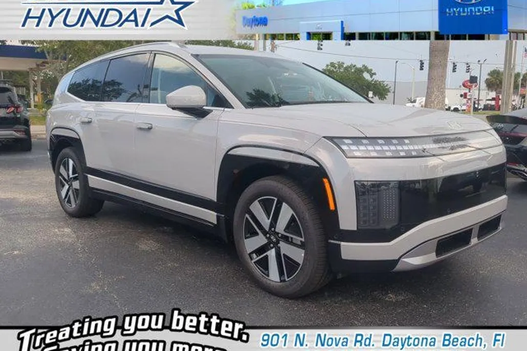 2026 Hyundai Ioniq SEL photo 1