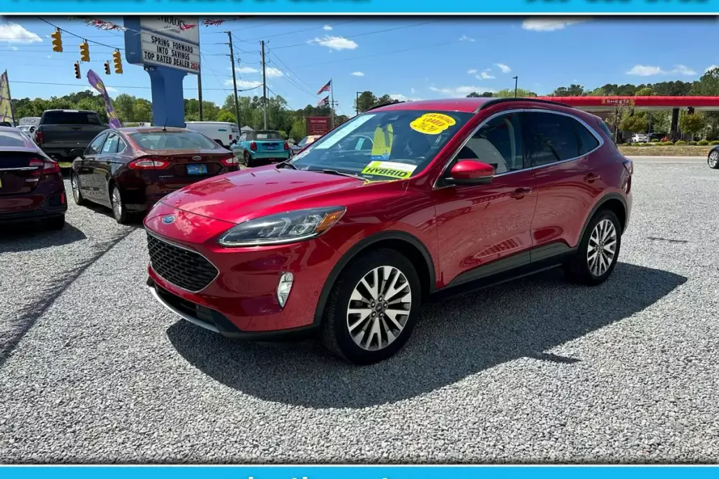 2020 Ford Escape Titanium Hybrid photo 1