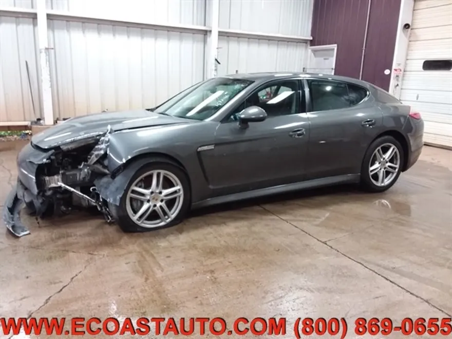 2013 Porsche Panamera photo 1