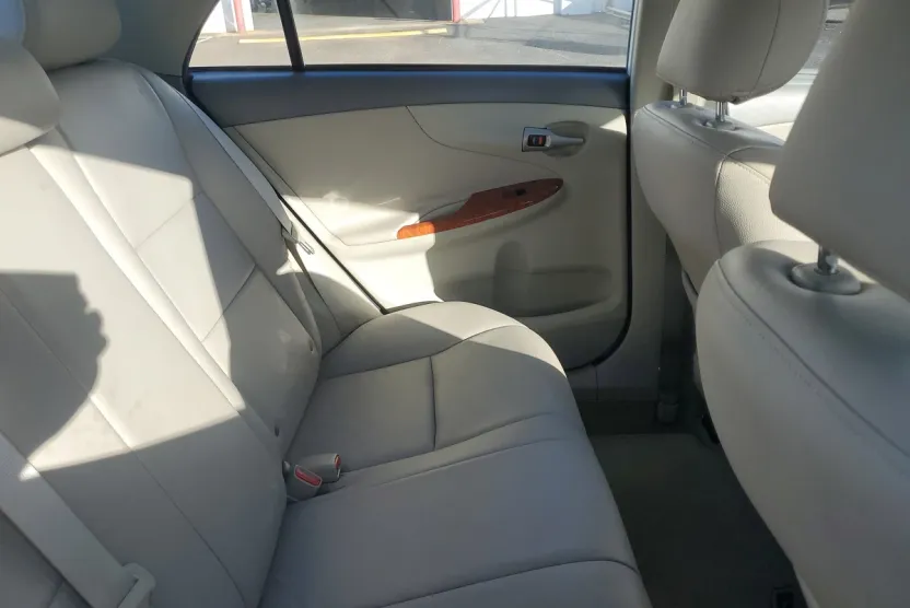 2009 Toyota Corolla XLE photo 1