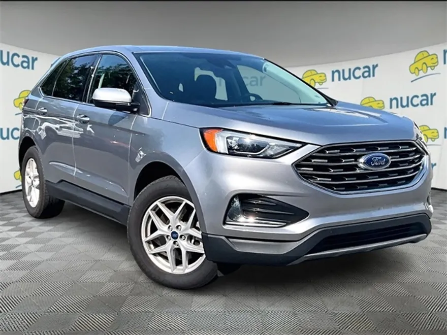 2022 Ford Edge SEL photo 1