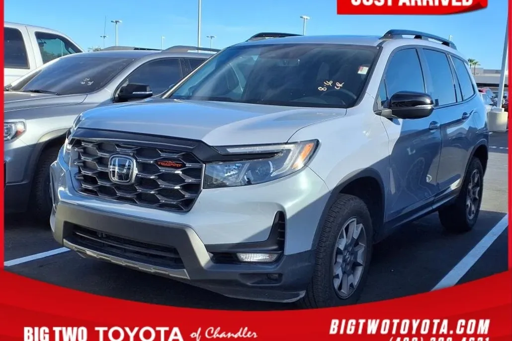 2022 Honda Passport TrailSport photo 1