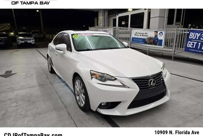 2015 Lexus IS 250 photo 1