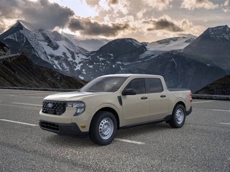 2025 Ford Maverick XL photo 1