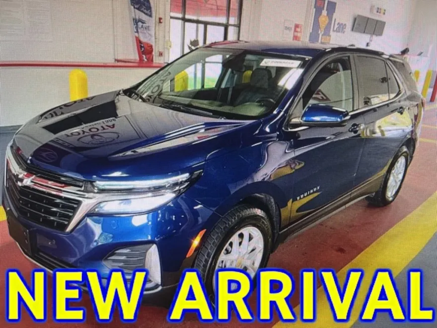 2022 Chevrolet Equinox LT photo 1