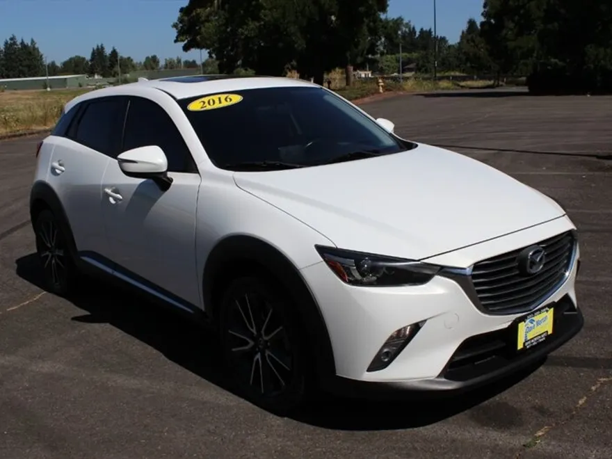 2016 Mazda CX-3 Grand Touring photo 1