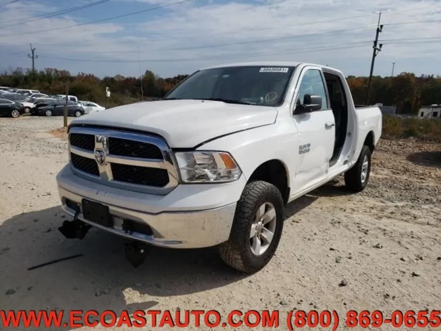 2016 Ram 1500 SLT photo 1