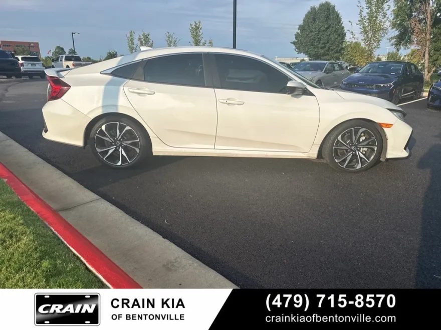 2019 Honda Civic Si photo 1