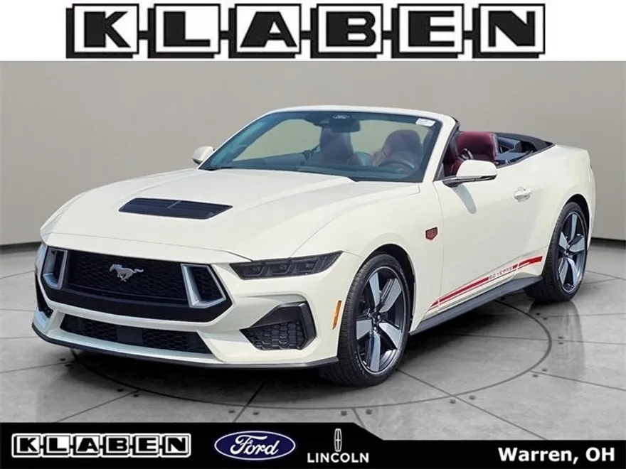 2025 Ford Mustang GT Premium photo 1