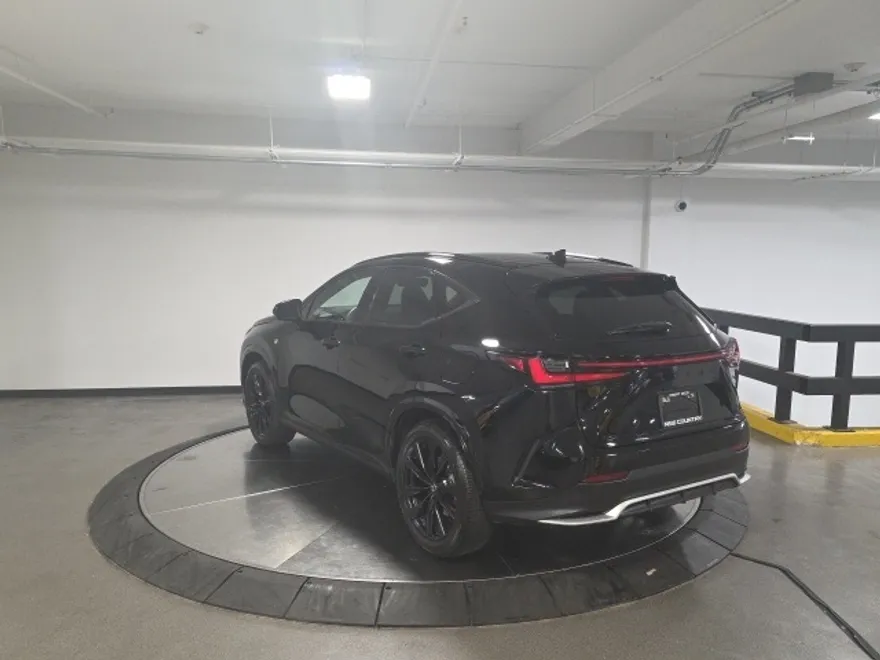 2022 Lexus NX 350 F SPORT Handling photo 1
