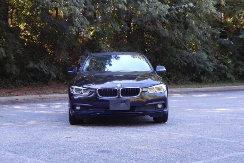 2018 Bmw 320i Sedan photo 1