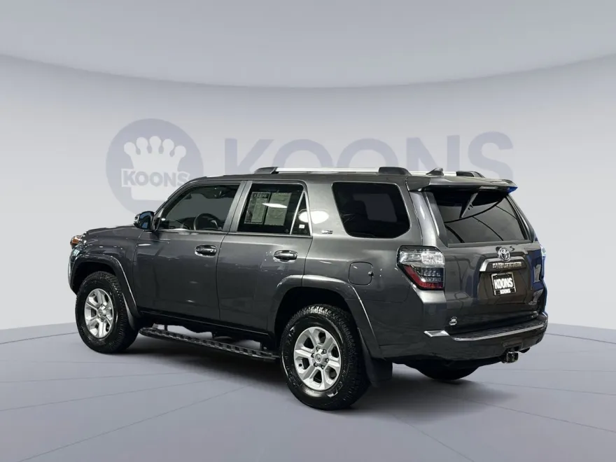 2022 Toyota 4Runner SR5 Premium photo 1