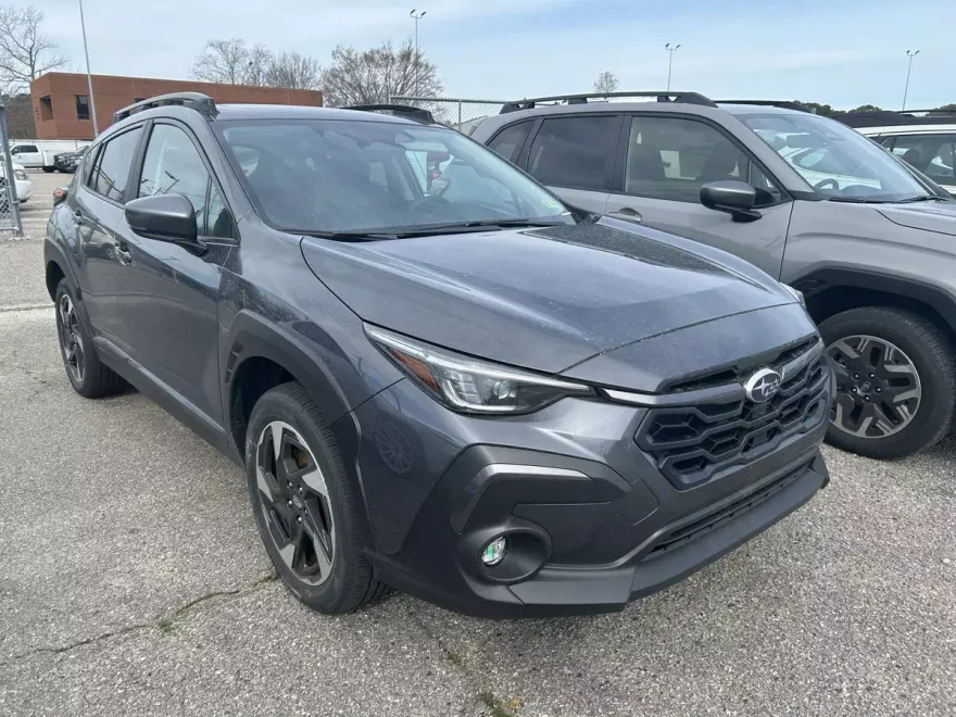 2025 Subaru Crosstrek Limited photo 2