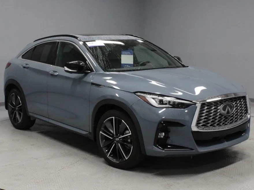 2022 Infiniti QX55 Essential photo 1