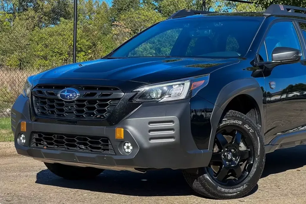 2022 Subaru Outback Wilderness photo 1
