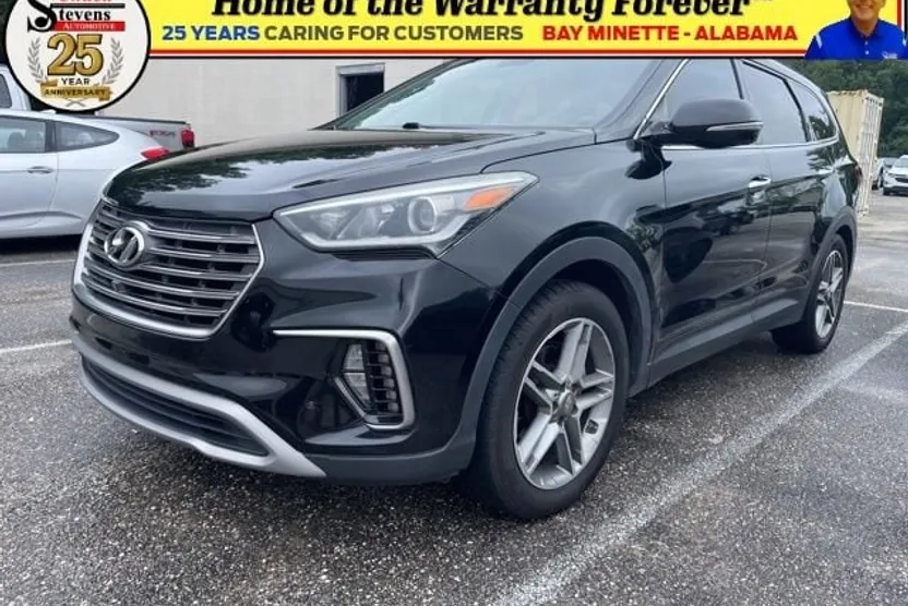 2018 Hyundai Santa Fe SE Ultimate photo 1