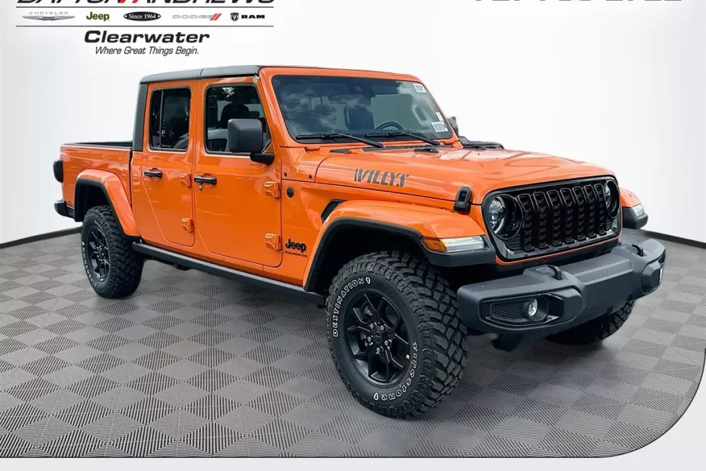 2025 Jeep Gladiator Willys photo 1