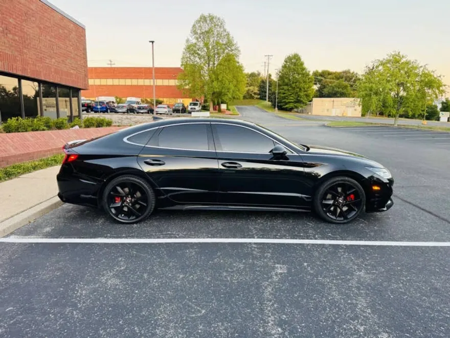 2022 Hyundai Sonata N Line photo 1