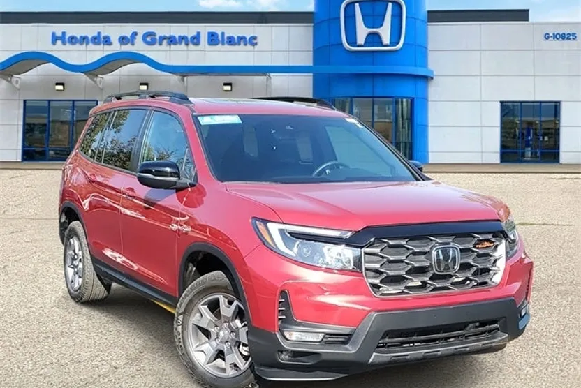 2023 Honda Passport TrailSport photo 1