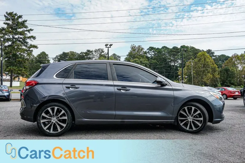 2018 Hyundai Elantra GT photo 1