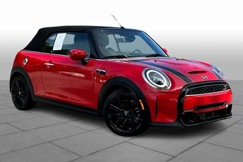 2022 Mini Cooper Convertible S photo 1