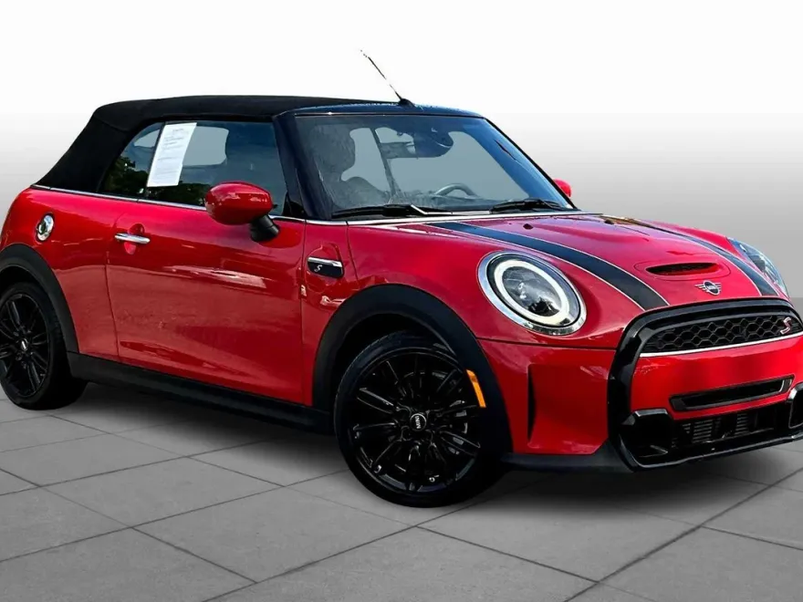 2022 Mini Cooper Convertible S photo 1