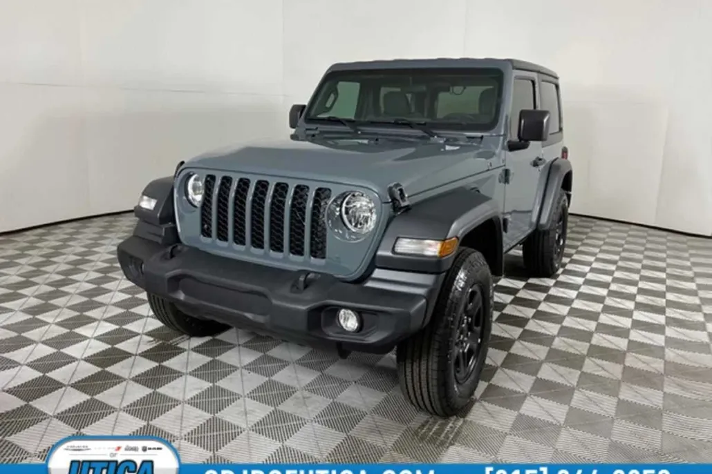 2025 Jeep Wrangler Rubicon photo 1