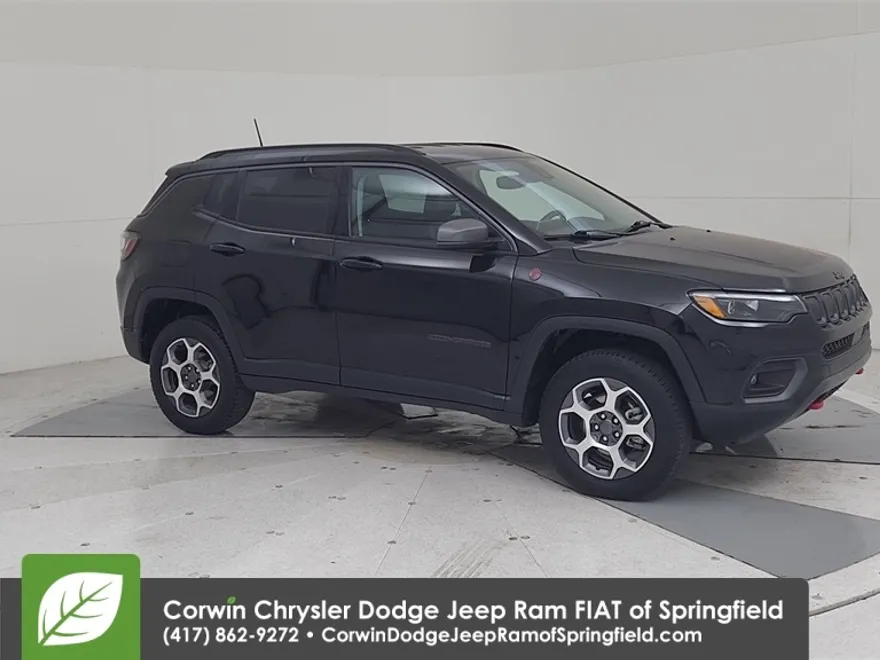 2022 Jeep Compass Trailhawk photo 1