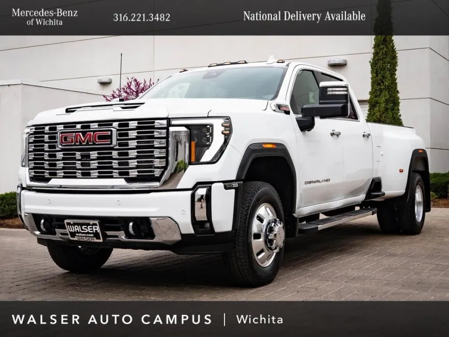 2024 Gmc Sierra Denali photo 1