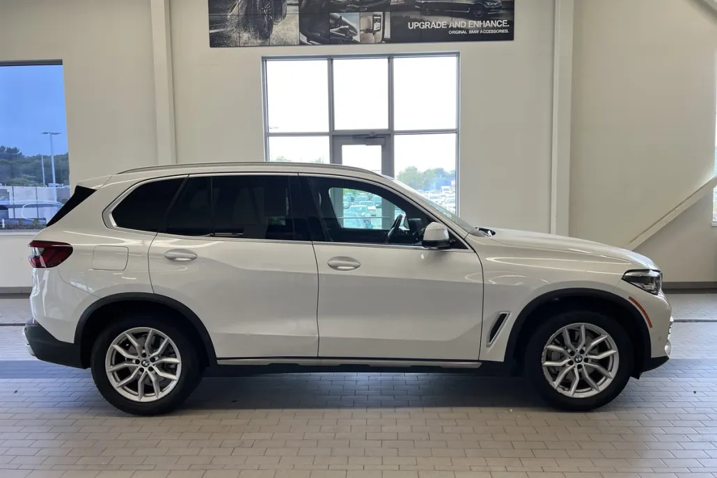 2022 Bmw X5 xDrive40i photo 1