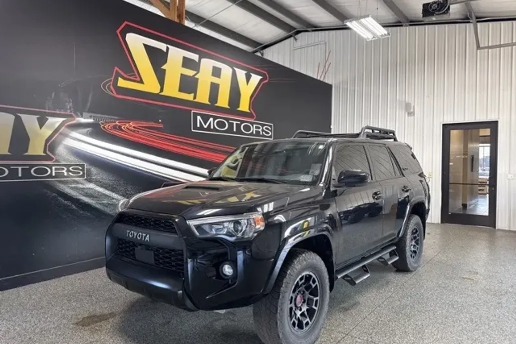 2022 Toyota 4Runner TRD Pro photo 1