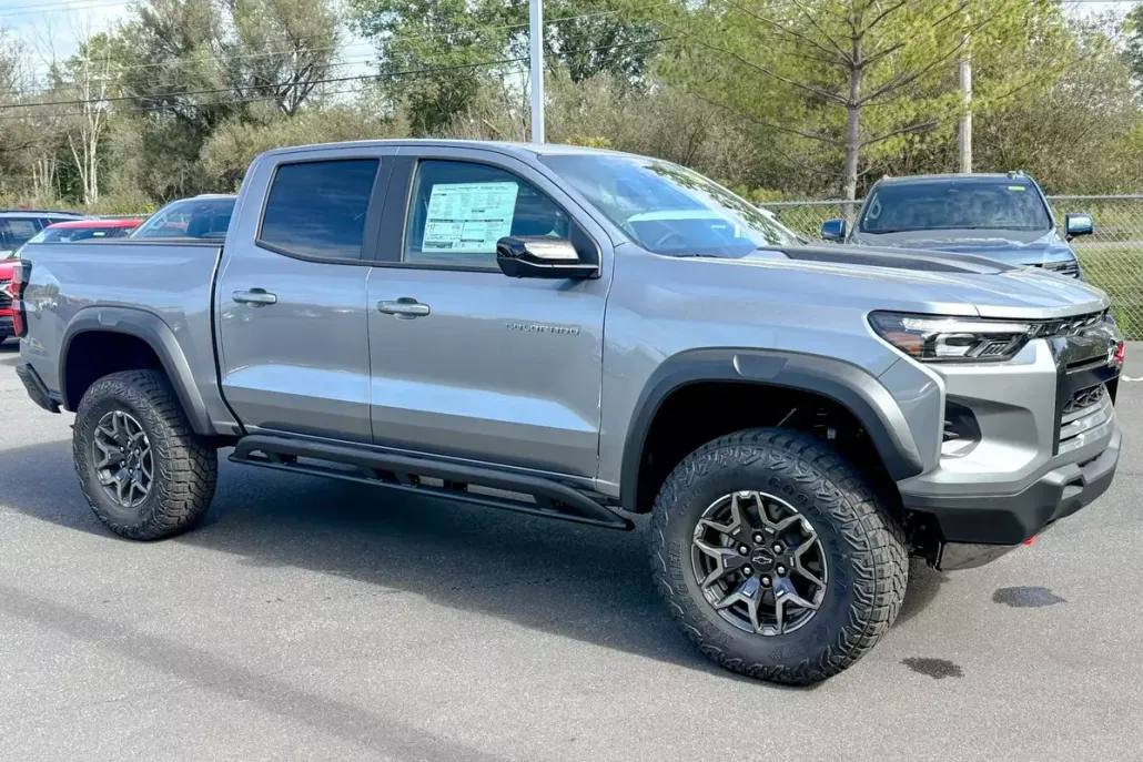 2026 Chevrolet Colorado ZR2 photo 1