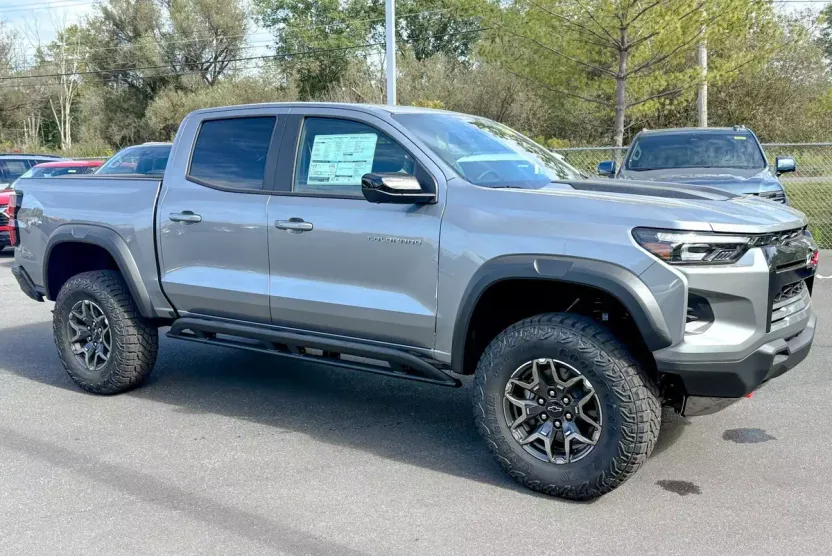 2026 Chevrolet Colorado ZR2 photo 1