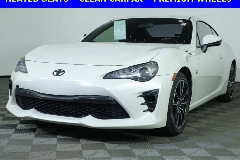 2017 Toyota GR86 Special Edition photo 1
