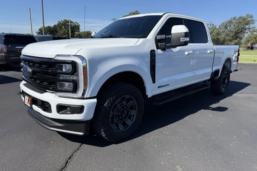 2023 Ford F-250 Lariat photo 1