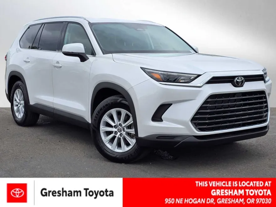 2024 Toyota Grand Highlander XLE photo 1