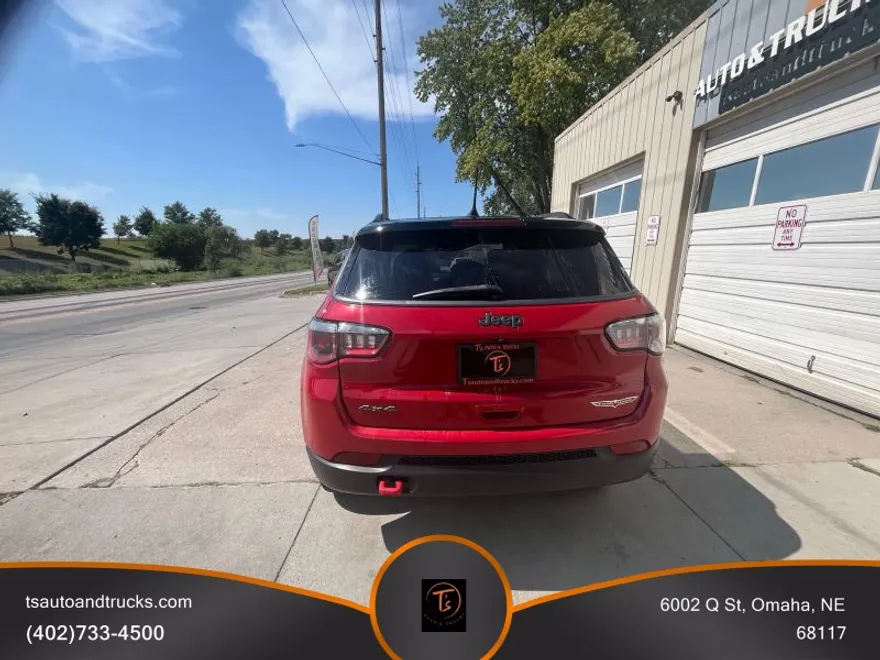 2020 Jeep Compass Trailhawk photo 1