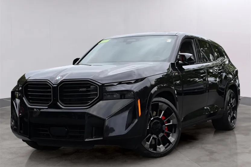 2025 Bmw XM photo 1