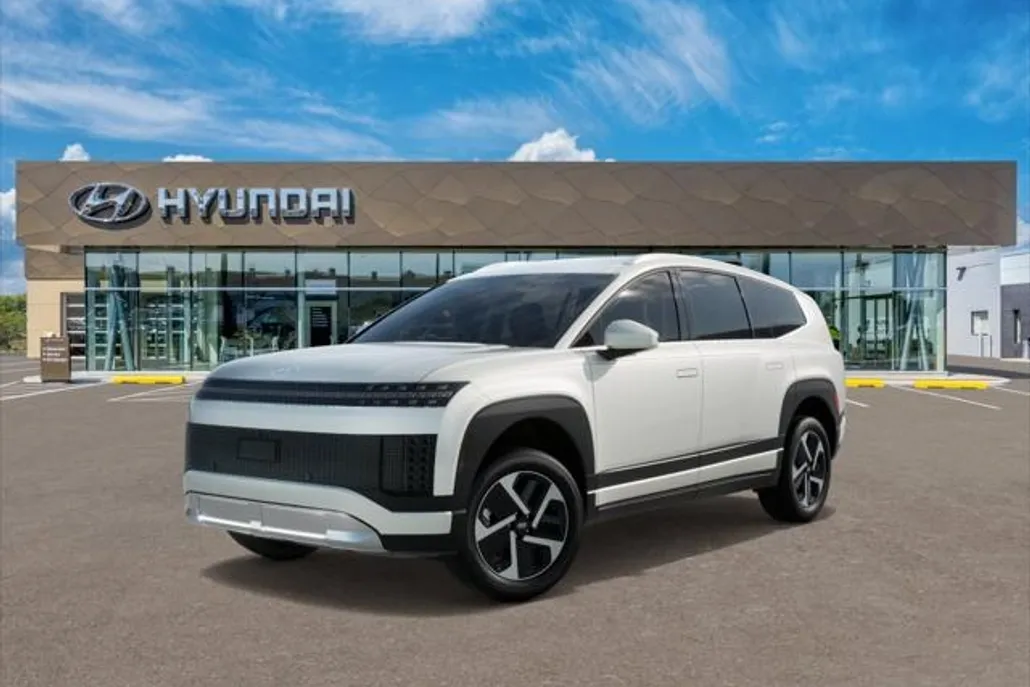 2026 Hyundai Ioniq photo 1