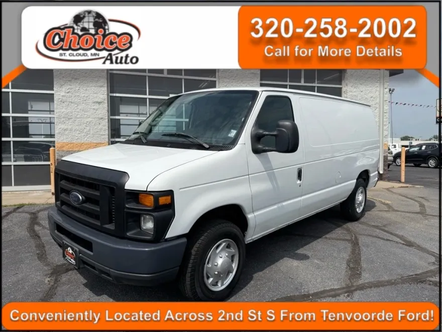 2010 Ford E-150 photo 1
