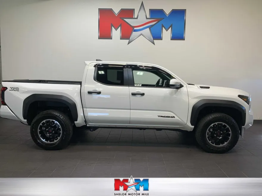 2025 Toyota Tacoma TRD Double Cab photo 1