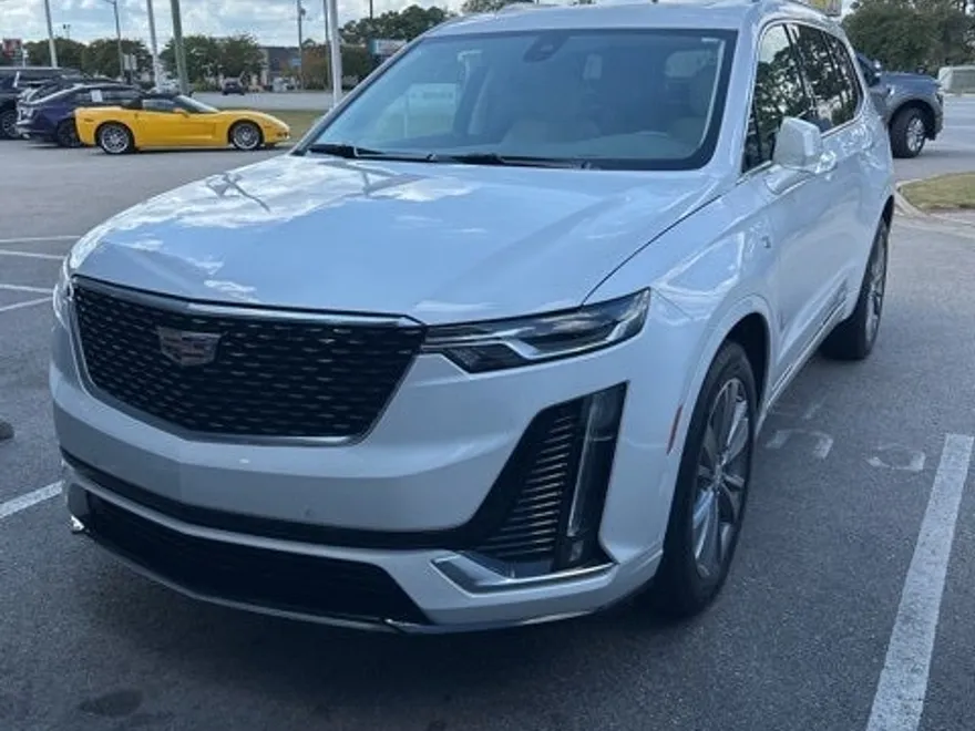 2023 Cadillac XT6 Premium Luxury photo 1