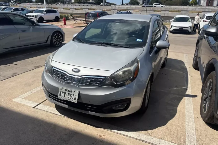 2014 Kia Rio EX photo 1