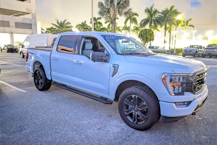 2022 Ford F-150 XLT photo 1