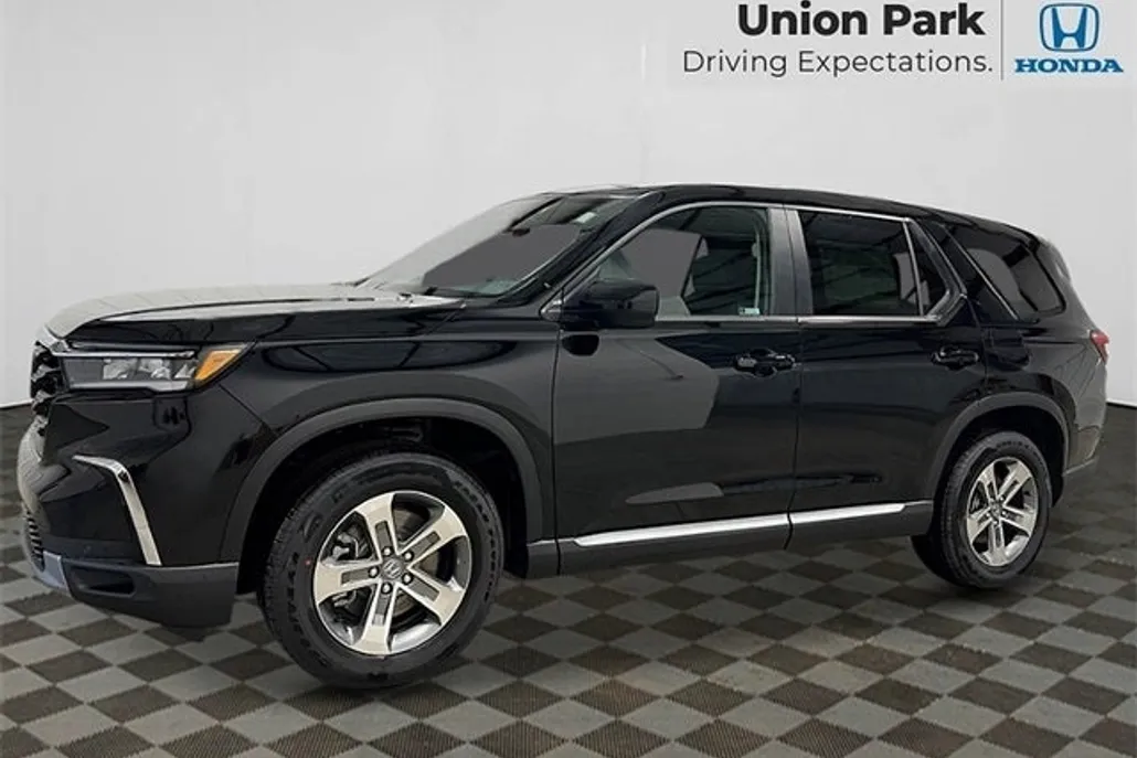2025 Honda Pilot EX-L photo 1